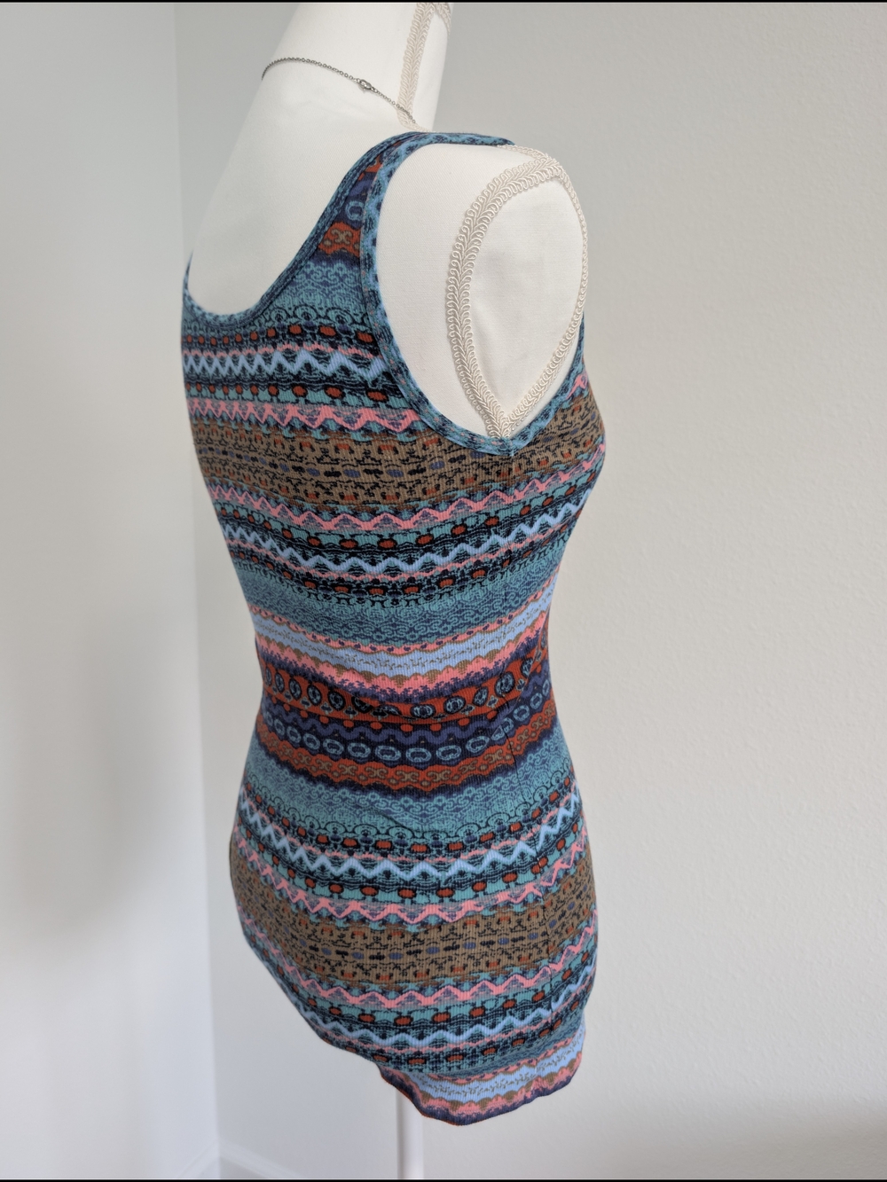 Mossimo Vibrant Multicolor Aztec Bohemian Geometric Bodycon Tank Top Large - Picture 2 of 6